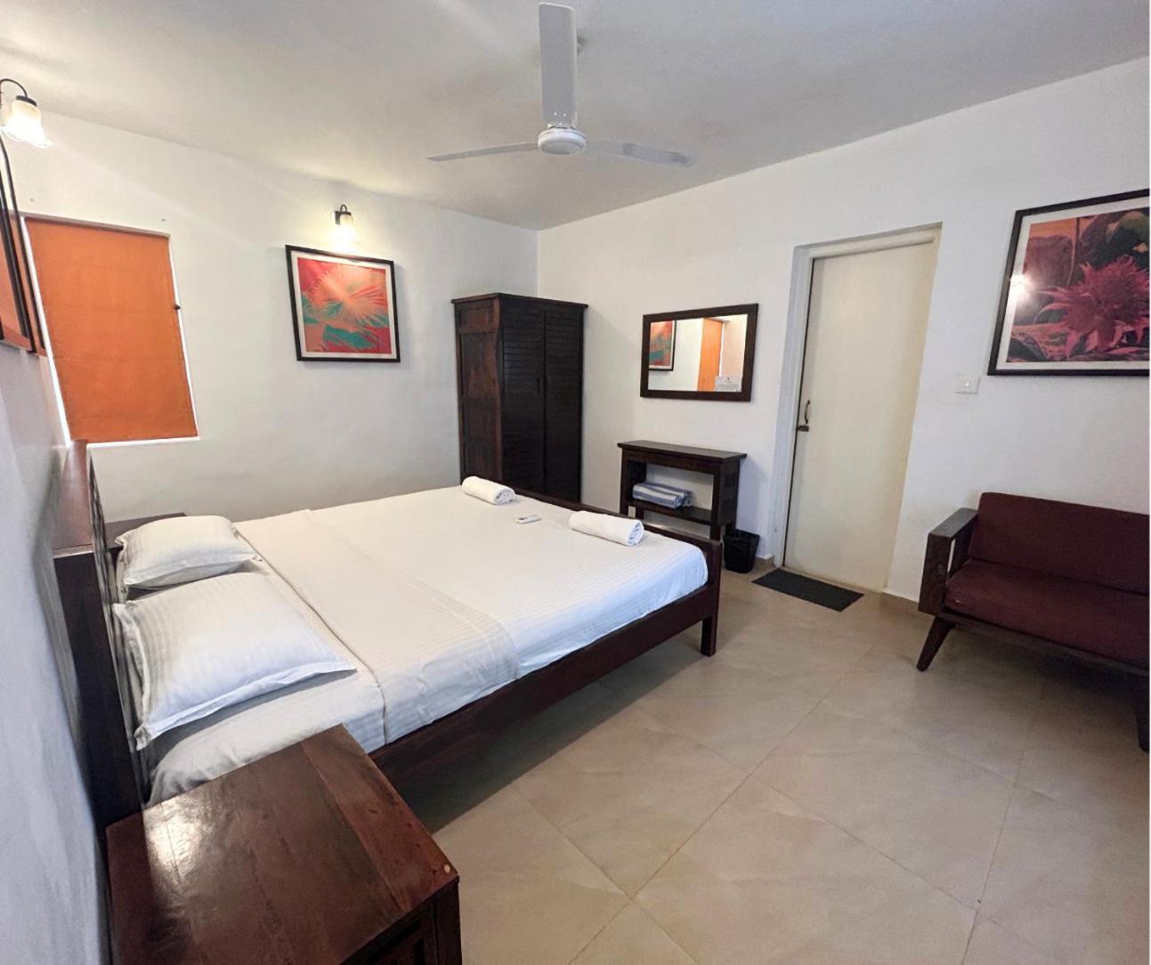 Jungle Hut-Annabelle'S Beach Apartments At Bernard Simao,Calangute,Goa Candolim Luaran gambar