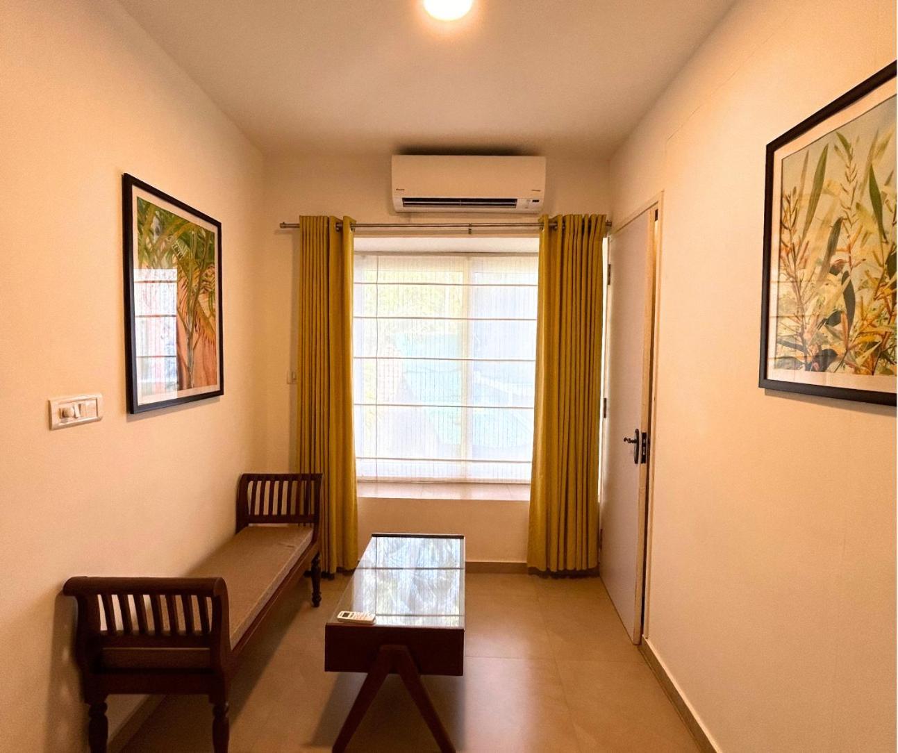 Jungle Hut-Annabelle'S Beach Apartments At Bernard Simao,Calangute,Goa Candolim Luaran gambar